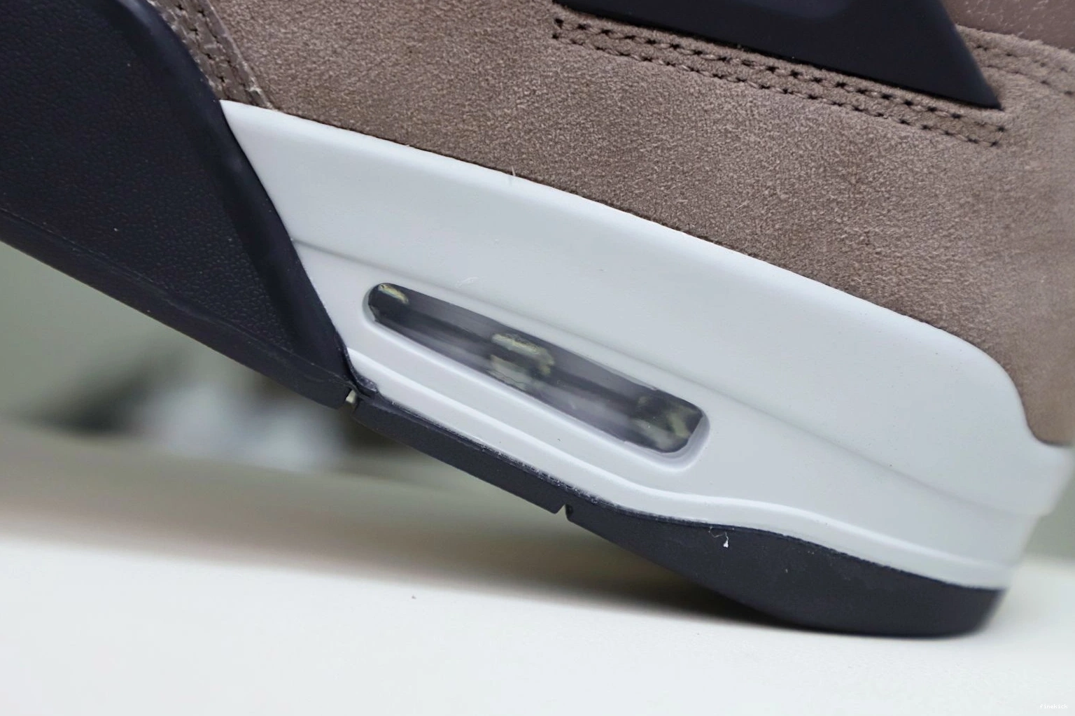 JORDAN AIR 4 HAZE' 'TAUPE RETRO 0202